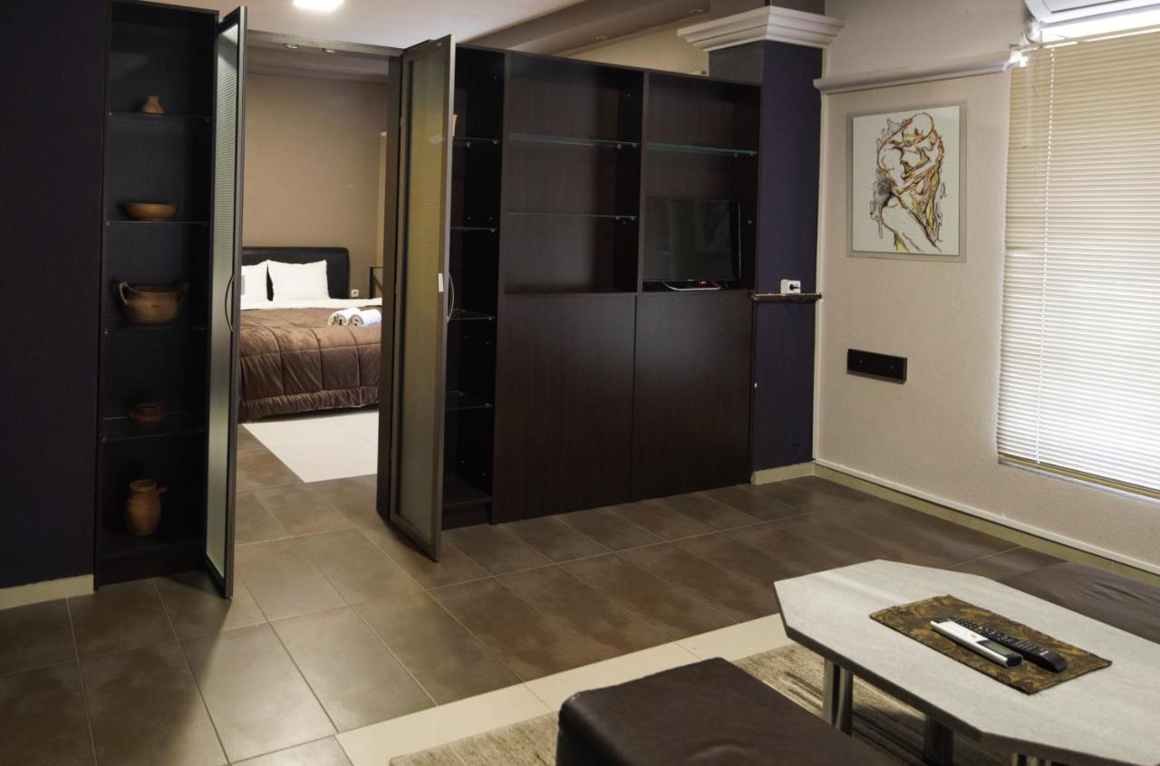 Hotel Ambasador Битола Экстерьер фото