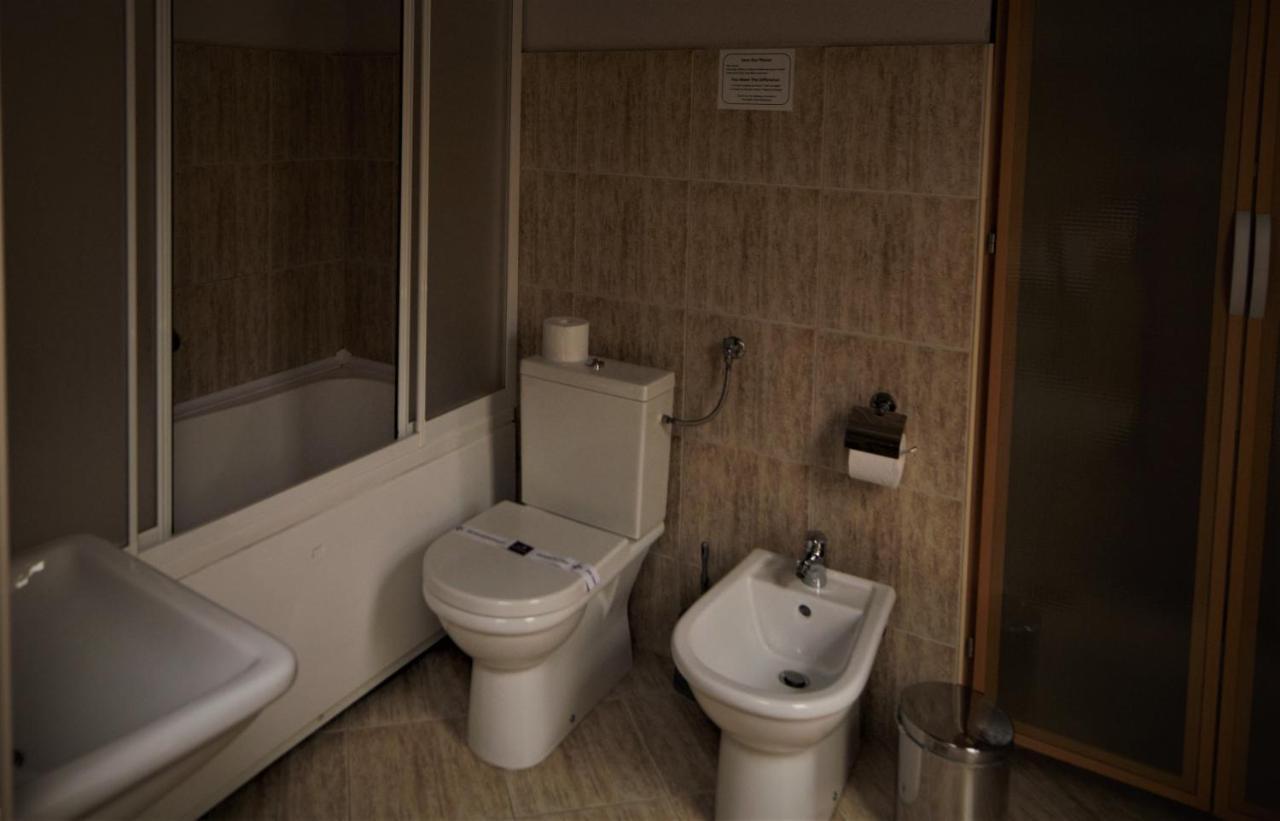 Hotel Ambasador Битола Экстерьер фото